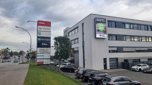 Foto - Landshuts zentrale Videofläche - ideal für Produkte, Aktionen und Kampagnen