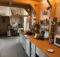 Atelier in FLINTA Atelier - 202,00 EUR Kaltmiete, ca.  13,00 m² in Köln (PLZ: 50672) Innenstadt