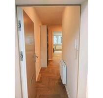 Möblierte 1 Zimmer Wohnung nach Sanierung - Berlin Charlottenburg-Wilmersdorf