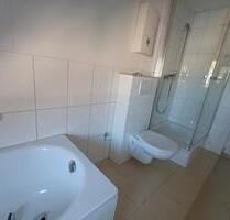 Große Dachgeschosswohnung, 3 Zi, Kü, 2 Bäder, Nähe Westfalenpark - Dortmund Gartenstadt