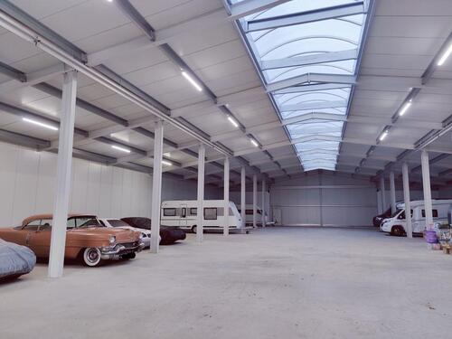 Foto - Stellplatz für Wohnmobile, Wohnwagen, Boote, Motorräder, Oldtimer