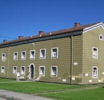 Für Ihre Familie: Renovierte 4 - Zimmer-Wohnung mit Gartenanteil! - Mühldorf am Inn