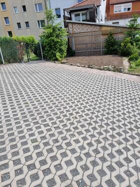 Foto - PKW-Stellplatz in der Stadtmitte – Privatgrundstück