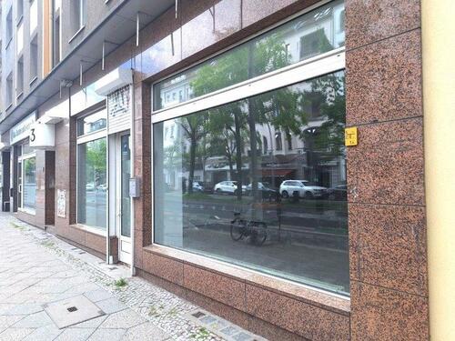 Foto - Attraktive Gewerbefläche in Bestlage am Bundesplatz-mit großen Schaufenstern