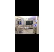 Mod. 2-Zi., Ca. 55 qm, 3. OG, EBK, Balk., Aufzug, Kell., Garage - Laatzen