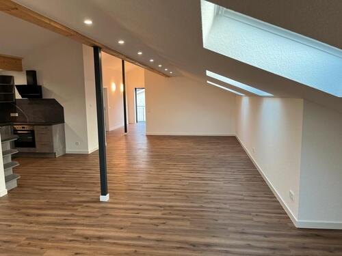 Foto - 4 Zimmer Dachgeschoßwohnung zur Miete in Weitefeld