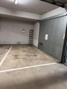 Foto - Kleinwagen Tiefgarage Stellplatz in Rheinbach Zentrum