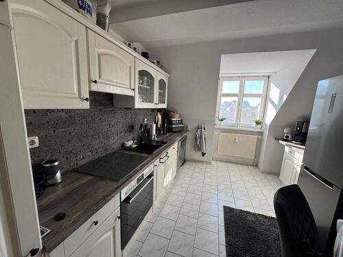 Foto - 2 Raum Wohnung mit Garagen und großem Grundstück