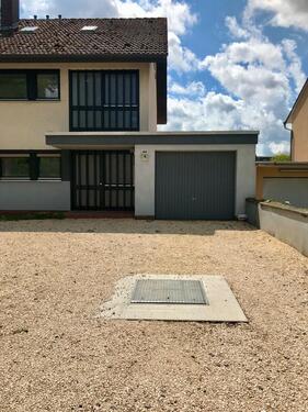 Foto - 32m2 Garage, Lager-Abstellfläche, PKW-Stellplatz, Werkstatt