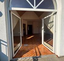 Exclusive, lichtdurchflutete 3-Zimmer-Dachgeschosswohnung - Bad Neuenahr-Ahrweiler