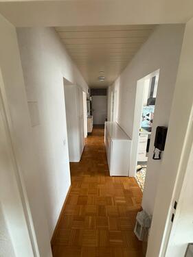 Foto - Großzügige 5 Zimmer Wohnung - 300.000,00 EUR Kaufpreis,