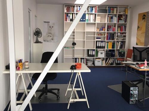 Foto - Büroplatz in der Textetage - 180,00&nbsp;EUR Kaltmiete,