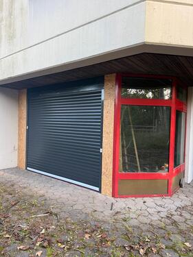 Foto - Exklusive Gewerbehalle mit Tor inkl. Stellplätze