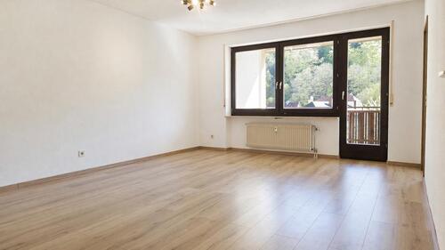 Foto - Helle 1,5-Zimmer-Wohnung mit Balkon, Garage & Grünblick in ruhiger Lage von Bad Berneck