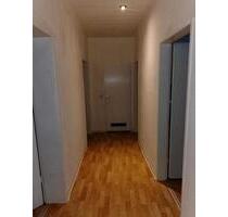 Drei-Zimmer-Wohnung mit Balkon - 469,00 EUR Kaltmiete, in Bremerhaven (PLZ: 27574) Schiffdorferdamm