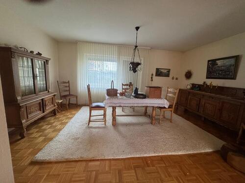 Foto - Einfamilienhaus, 5 Zimmer, zentrale Lage Flomersheim