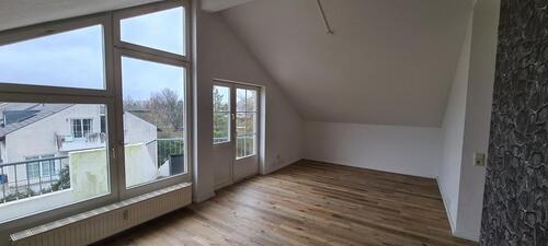 Foto - Dachgeschoßwohnung in Strausberg zur Miete