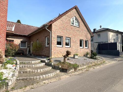 Foto - PROVISIONS FREIES Einfamilienhaus in offener Bauweise