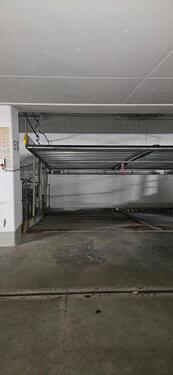 Foto - Tiefgarage Duplex Parkplatz - 100,00 EUR Miete,