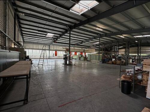 Foto - Halle Gewerbehalle Produktionshalle Lagerhalle mieten beheizt