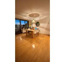 Helle 2,5-Zimmer-Wohnung mit Balkon zur Untermiete - Unterhaching