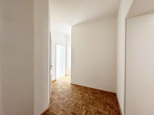 Foto - 3 Zimmer Etagenwohnung zur Miete in Chemnitz