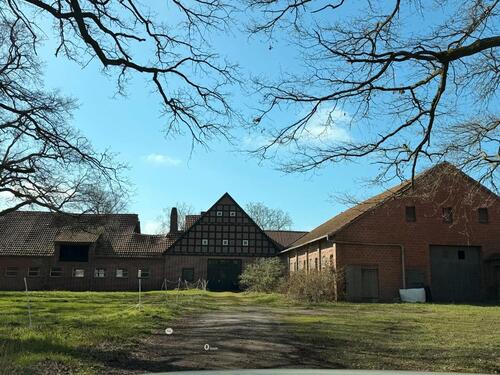 Foto - Resthof zu verkaufen mit 5 ha Land