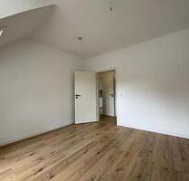 Stilvoll modernisierte 3-Zimmer-Wohnung mit neuer Einbauküche - Bremen Burglesum