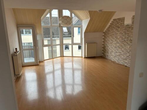 Foto - Helle moderne Maisonettenwohnung, 4 Zimmer, EBK, möblierte Bäder