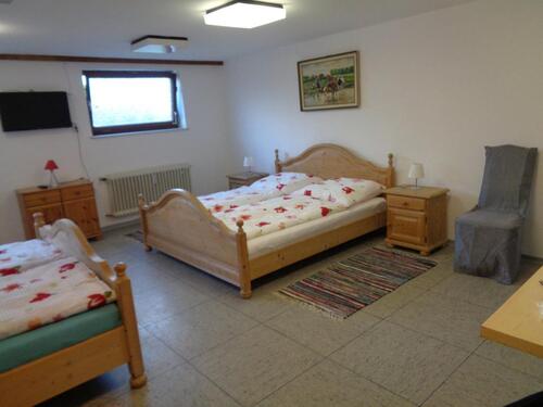 Foto - Wohnung ca. 100m2 Monteure Studenten WG von Priv. zu vermieten