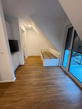 Foto - 1 Zimmer Dachgeschoßwohnung zur Miete in Erlangen