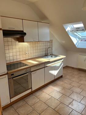 Foto - Freundliche 2 Zimmer DG Wohnung