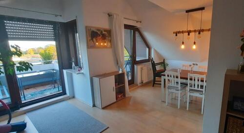 Foto - DG-Wohnung mit tollem Blick zur Schwäbischen Alb * provisionsfrei