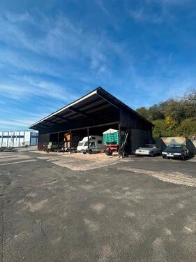 Foto - Womo Wowa Boot PKW Anhänger Auto Parkplatz Überdacht Stellplatz