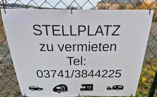Foto - Stellplatz PKW Wohnwagen Anhänger