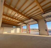 Halle mit Heizung und Büroräumen - Hollfeld