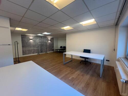 Foto - Gewerbe Immobilie Studio Praxis Büro Handwerk Lagerfläche Raum