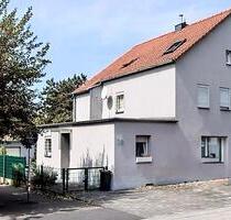 Charmante Doppelhaushälfte in Köln Höhenhaus