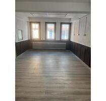 Büro-Ladenfläche, Brückenstr., KM 250 Eu plus NK150 EU - Eschwege