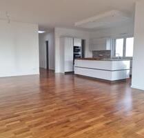 Helles & modernes Penthouse in Bad Soden zu vermieten - Bad Soden am Taunus