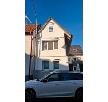 3ZKB inklusive Einbauküche - 700,00&nbsp;EUR Kaltmiete, ca.&nbsp; 80,00&nbsp;m&sup2; in Münzenberg (PLZ: 35516)