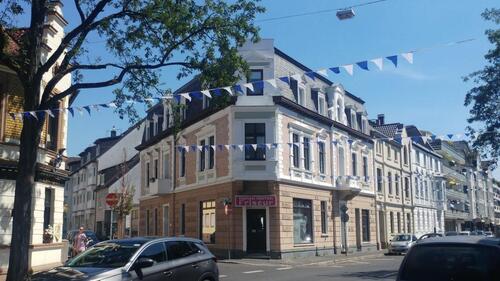Foto - Eck-Ladenlokal - 2 Schaufenster