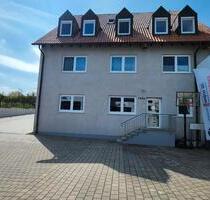Gewerbefläche - 950,00&nbsp;EUR Kaltmiete, ca.&nbsp; 50,00&nbsp;m&sup2; in Würzburg (PLZ: 97084) Heuchelhof