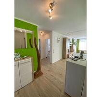 Sonnige 3,5-Zimmer-Wohnung mit TG-Stellplatz und Balkon - Oberndorf am Neckar