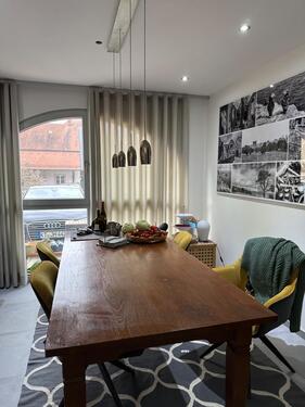 Foto - Sehr lichtdurchflutete 3,5 Zimmer Wohnung mit Balkon im EG