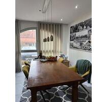 Sehr lichtdurchflutete 3 Zimmer Wohnung mit Balkon im EG - Volkach