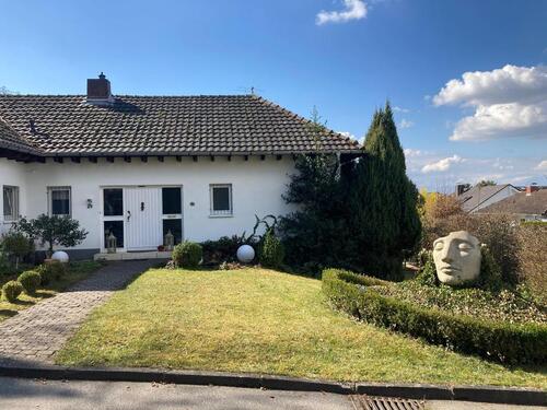 Foto - EFH mit gr. Garten in bevorzugter und ruhiger Lage in KO-Arenberg