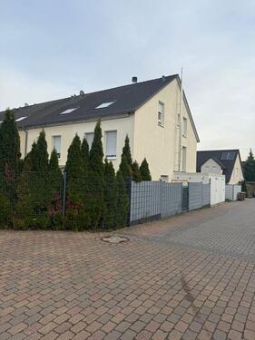 Foto - 7 Zimmer Einfamilienhaus zum Kaufen in Niederdorfelden