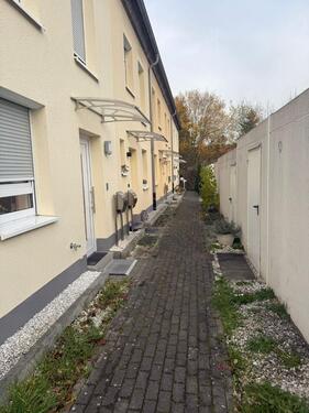 Foto - 7 Zimmer Einfamilienhaus in Niederdorfelden