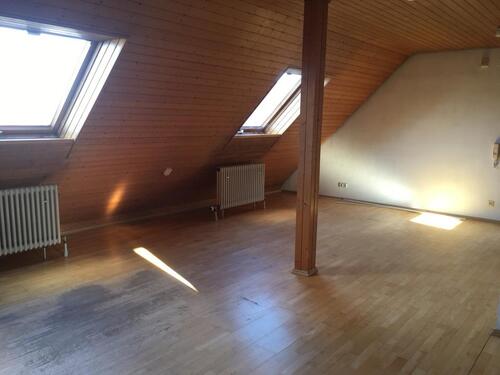 Foto - 2 Zimmer Dachgeschoßwohnung zur Miete in Iffezheim